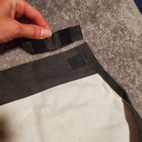 Williams Sonoma Kids Mickey Mouse Apron - Picture 4 of 7